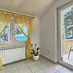 Apartment By The Sea Kastel Stafilic, Kastela - 21981 *