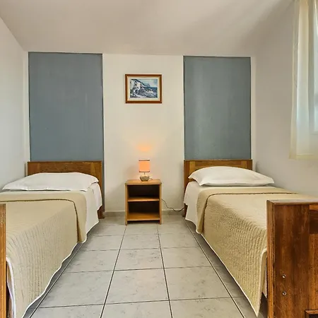 Apartment By The Sea Kastel Stafilic, Kastela - 21981 *