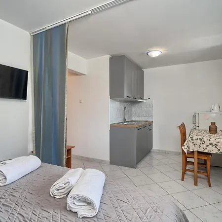 Apartamento By The Sea Kastel Stafilic, Kastela - 21981 *